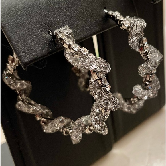 Hoop earrings - Picture 4 of 7